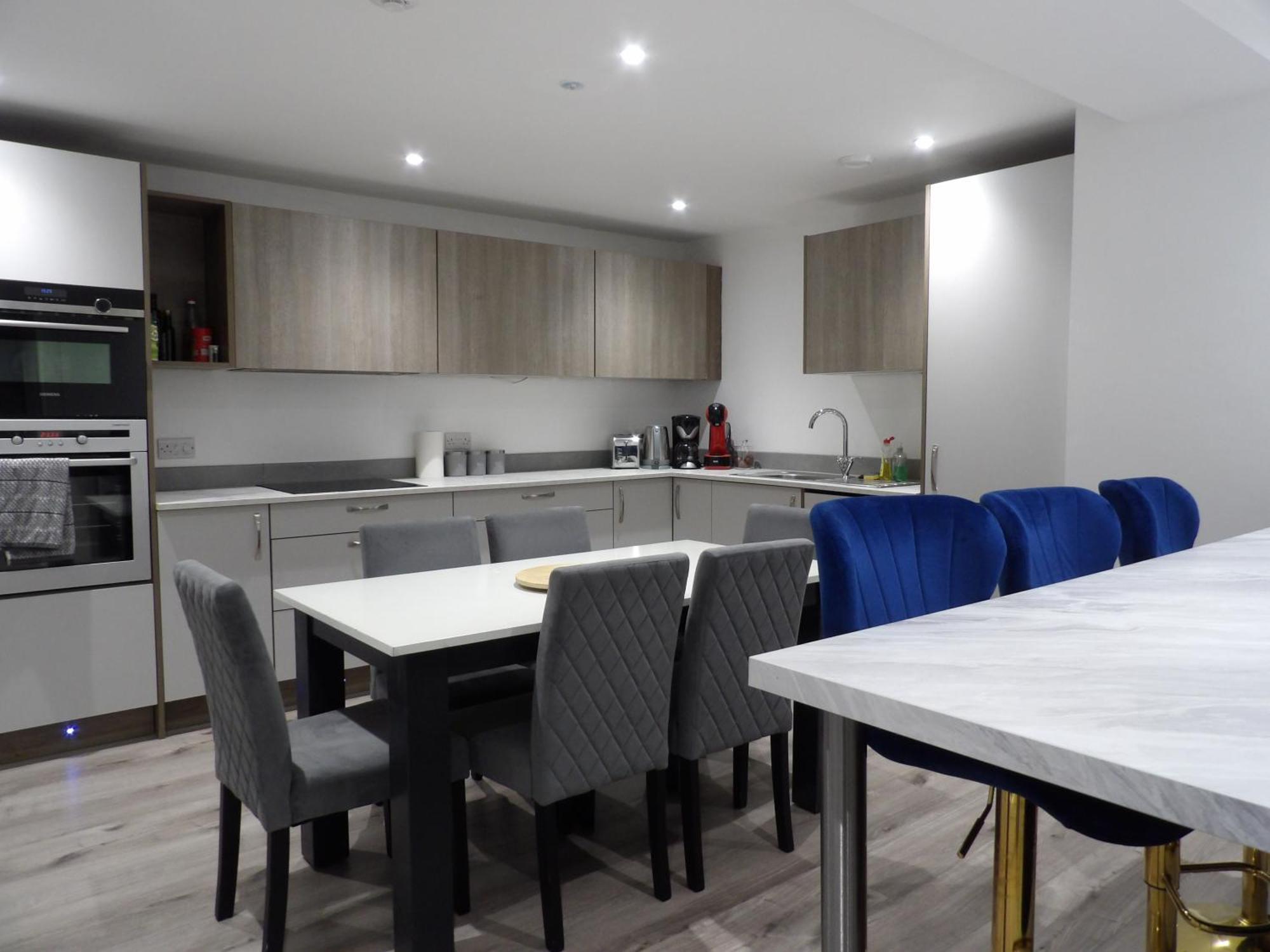 Lovely 3 Bedroom Apartment With Private Garden In Edinburgh City Centre Eksteriør billede